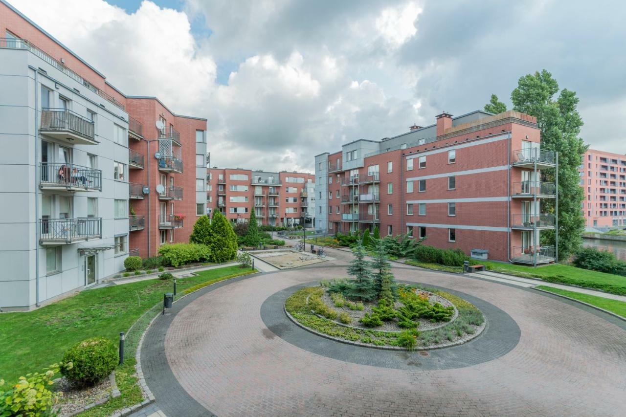 Citystay Lastadia Gdansk Apartment Exterior foto